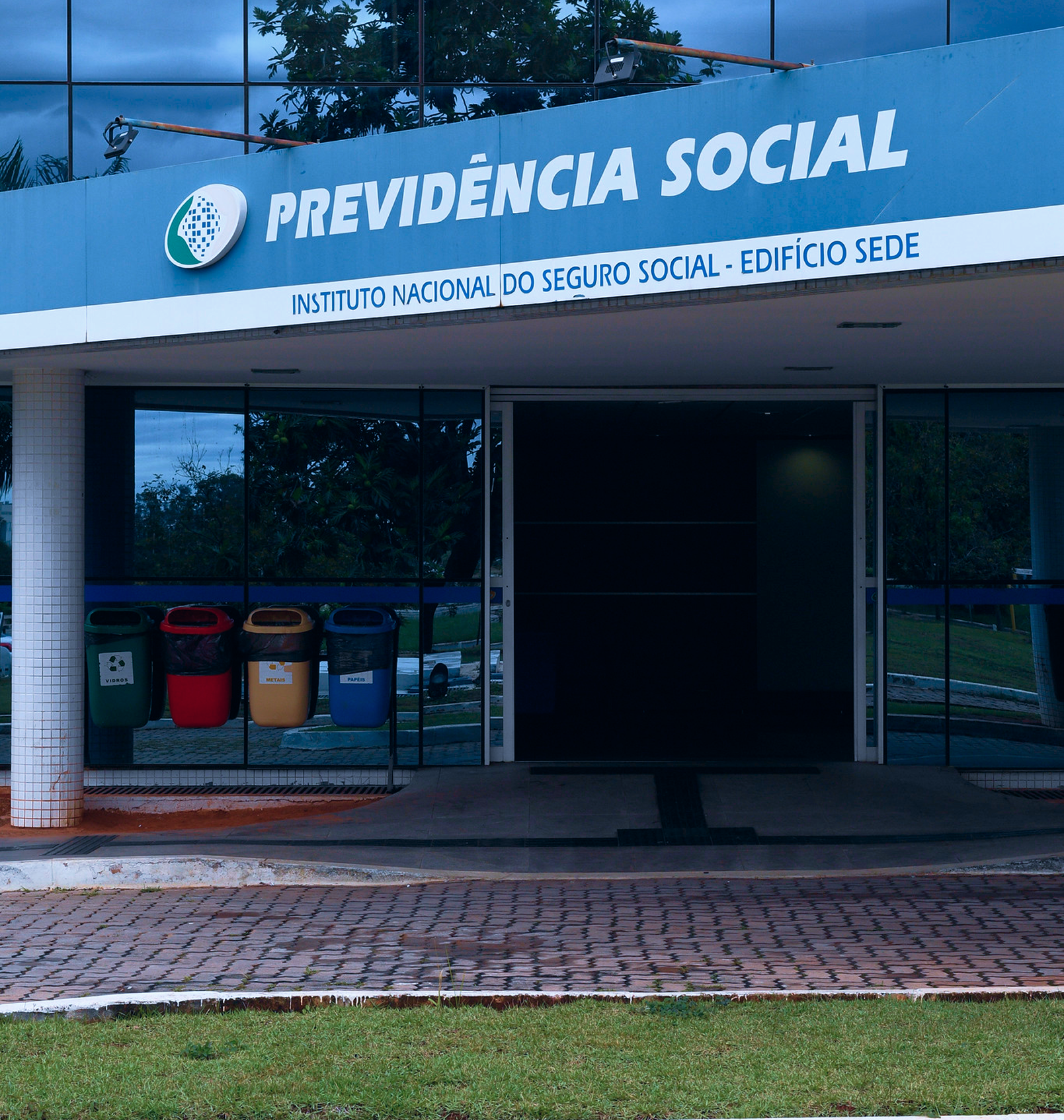 Governo muda composição do Conselho da Previdência Social